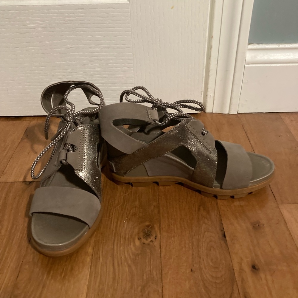 Brand new (without box) Sorel Joanie II wedge sandal.